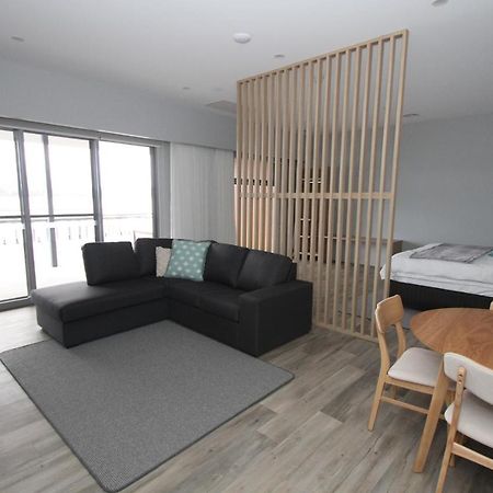 Waterfront Apartments 데번포트 외부 사진