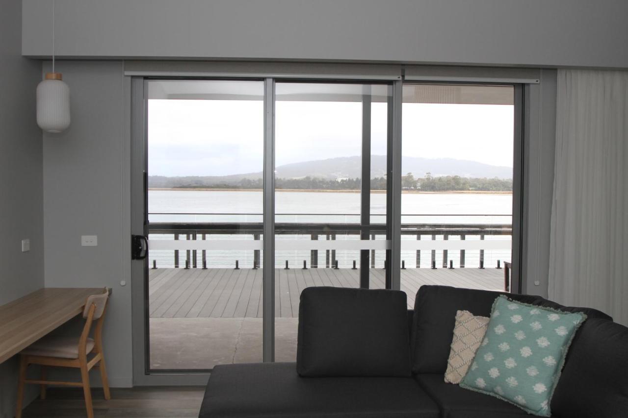 Waterfront Apartments 데번포트 외부 사진