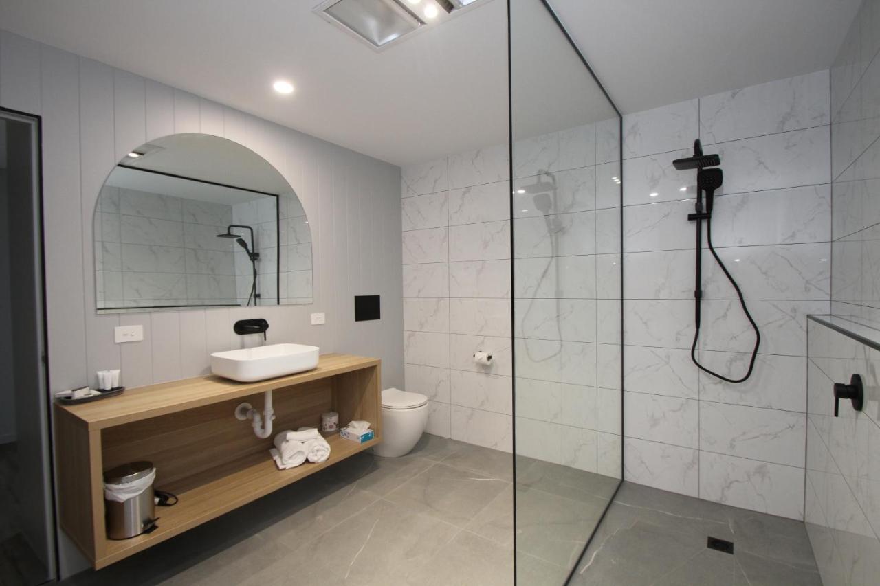 Waterfront Apartments 데번포트 외부 사진