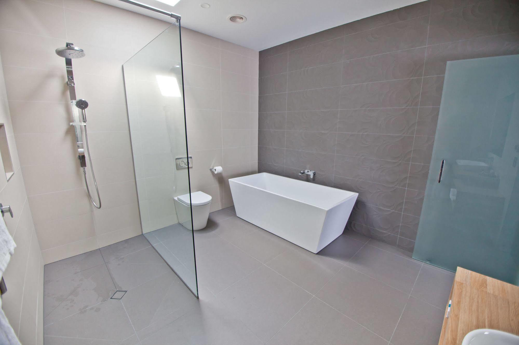 Waterfront Apartments 데번포트 외부 사진